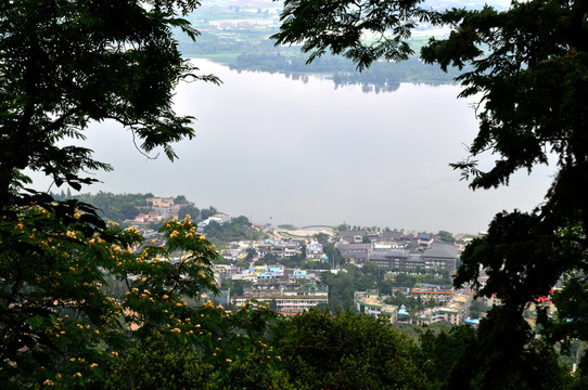 西昌邛海公园