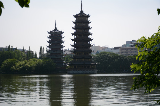 桂林日月双塔