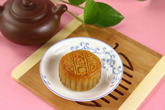 中秋蛋黄莲蓉月饼包装盒素材