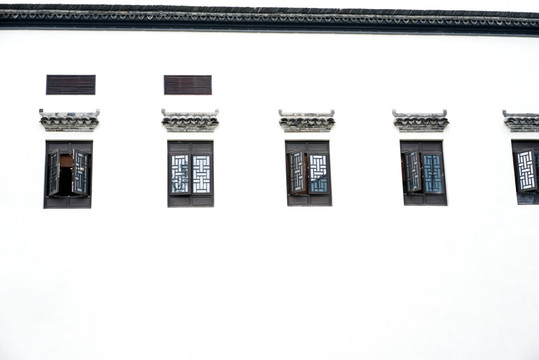 剪影黑白建筑