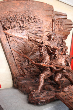 红军战士战斗场景雕塑