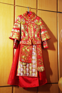 中国传统文化的婚礼 新娘装