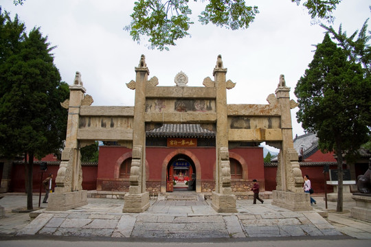山东岱庙