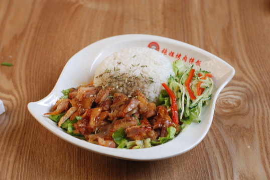 孜然烤肉拌饭