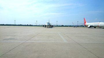 机场