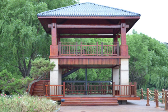 实木凉亭