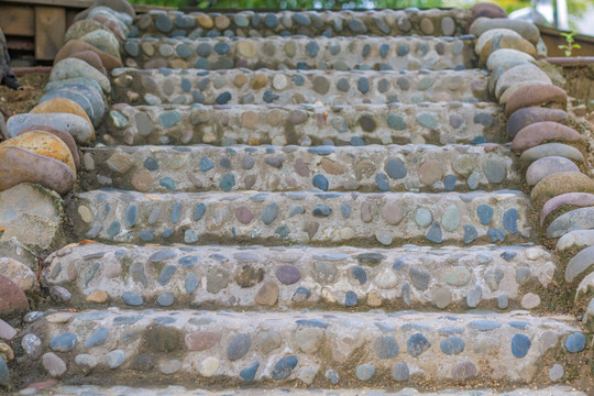 鹅卵石 石梯 石阶