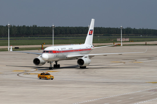 朝鲜高丽航空 飞机滑行