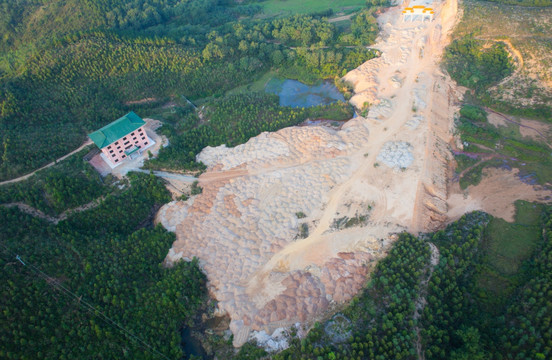 大垌山 公路建设