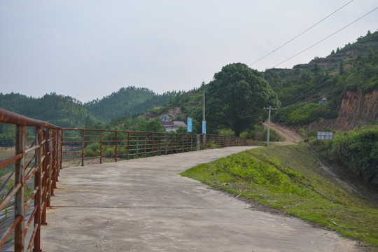 水库