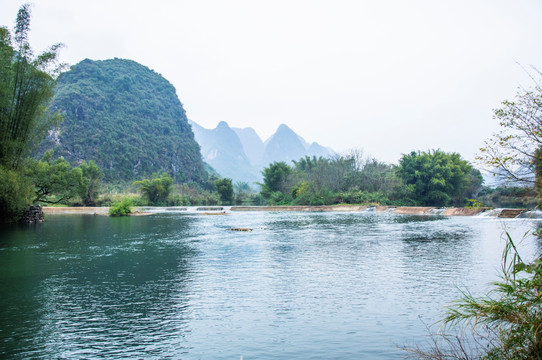 遇龙河风光