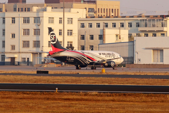 顺丰航空 飞机 机场