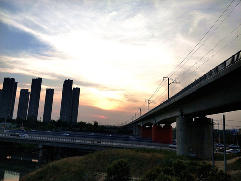 城市晚霞