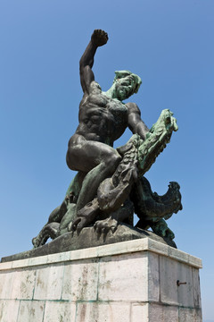 布达佩斯街头雕像