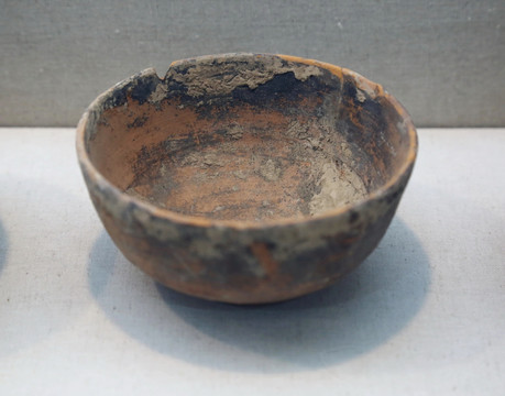 北齐红陶碗