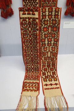 19世纪哈萨克人毡房加固羊毛带