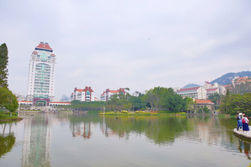厦门大学
