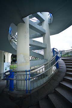 圆形天桥 阶梯