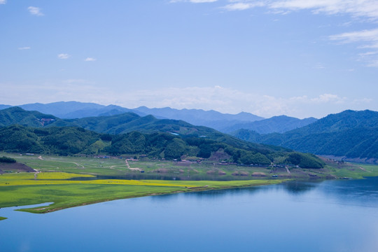 丹东绿江油菜花湖