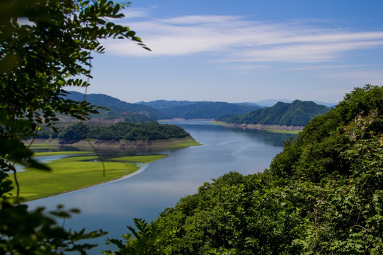 丹东绿江油菜花湖