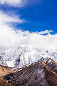 贡嘎雪山