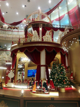 高端商场圣诞节大型宫殿城堡陈列