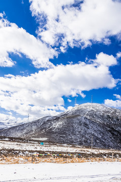 雪后的折多山美景