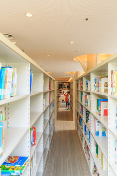 儿童图书馆 亲子中心
