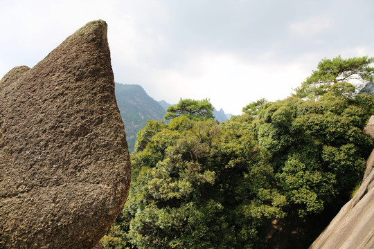 黄山怪石