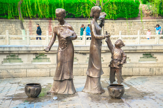 取水 雕塑 泉城济南