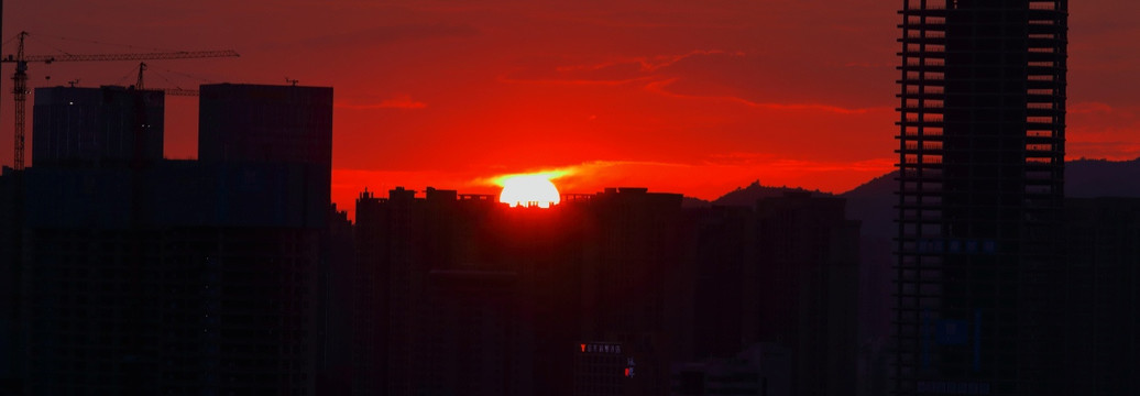 城市黄昏 落日