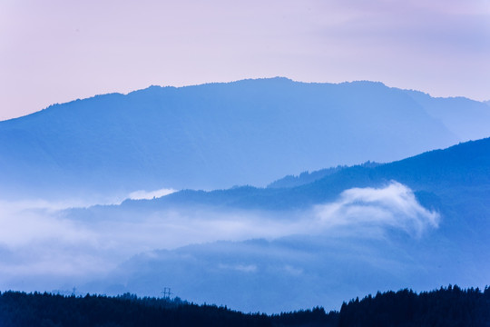 复兴村茶山 云海日出