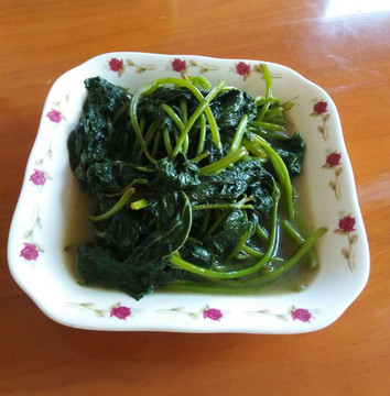 农家炒地瓜叶