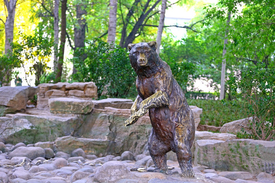 黑熊雕塑