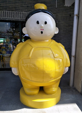 现代风格雕塑人像大小黄人
