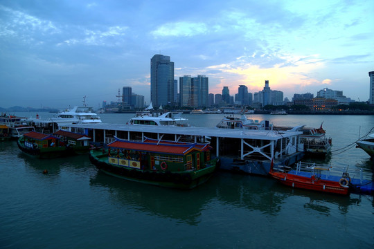 海上 城市 暮色