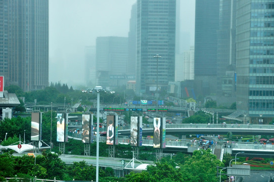 上海阴雨天