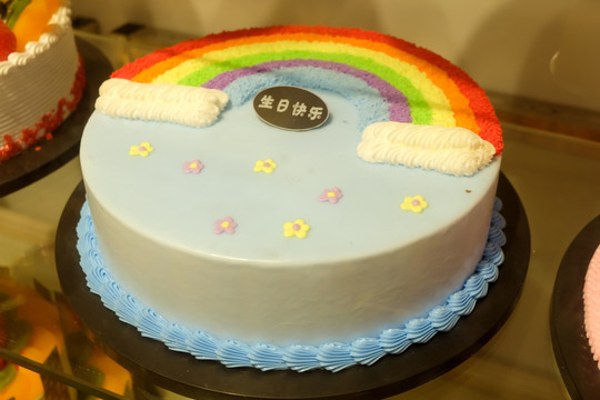 彩虹奶油蛋糕