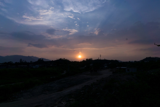 日落夕阳西下天空云彩