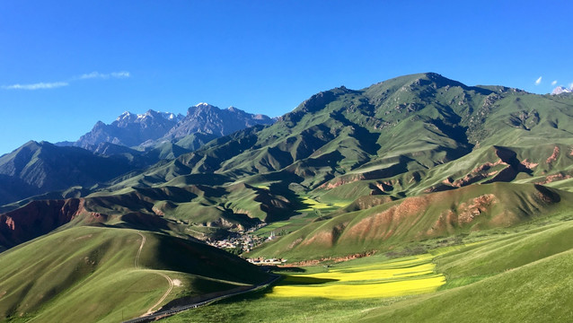 祁连卓尔山