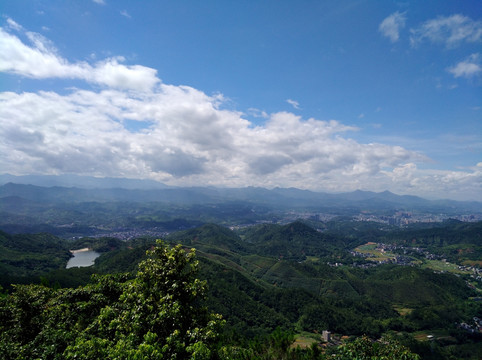 信宜大仁山