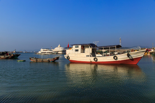 防城港西湾 渔船