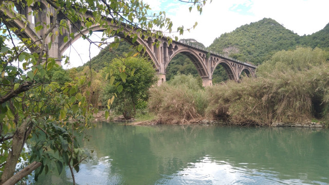 花溪铁路桥