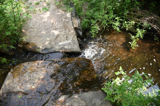 小河淌水