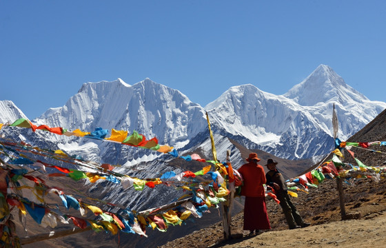 贡嘎山