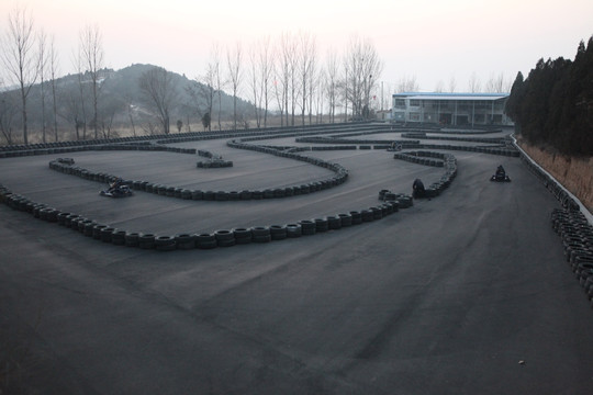 卡丁车车跑道