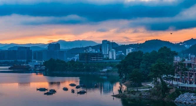 千岛湖晨曦