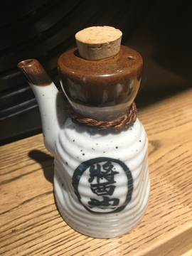 酱油瓶日式料理 