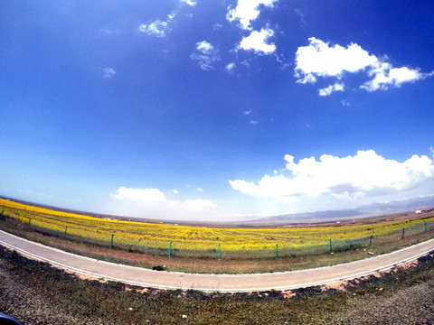 青藏公路沿途风景