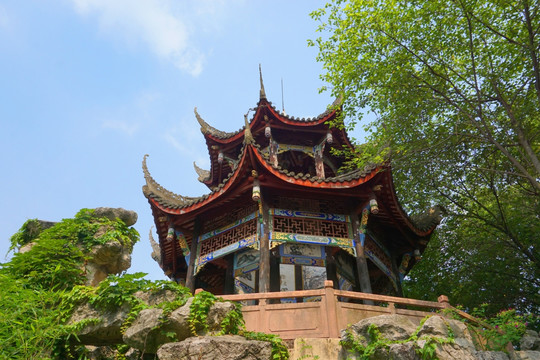 中国古典园林建筑 假山 亭子